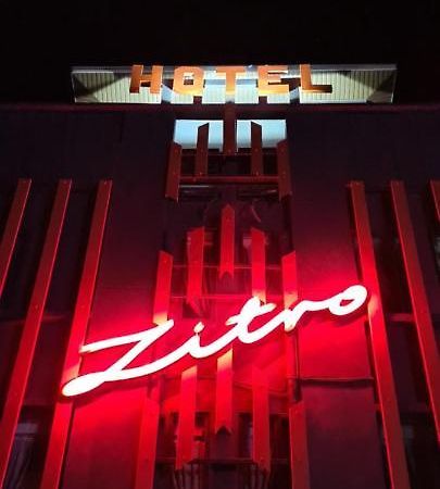 Zitro Hotel Port Dickson Exterior foto